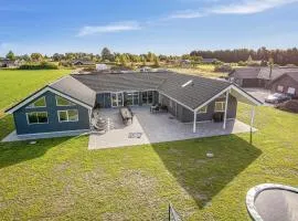 Gorgeous Home In Stege With Sauna