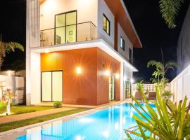 Krabi Private Pool Villa 2 by Belcarra Spaces，位于Ban Khlong Haeng的酒店