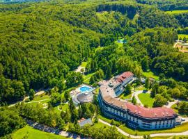 Hotel Toplice - Terme Krka，位于斯玛杰克托莱塞的酒店