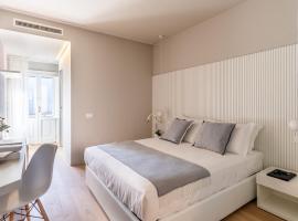 Dimora Bramante Rooms，位于雷卡纳蒂港的酒店