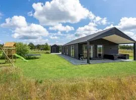 3 Bedroom Beautiful Home In Jerup