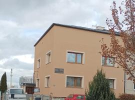 Ubytování Velký Týnec 376，位于Velký Týnec的酒店