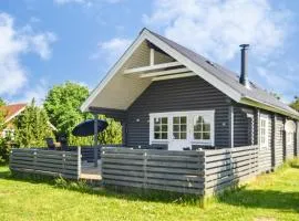 1 Bedroom Stunning Home In Hovborg