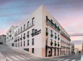 The Emerald House Lisbon - Curio Collection By Hilton，位于里斯本Estrela的酒店