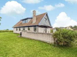 Gorgeous Home In Læsø With Kitchen