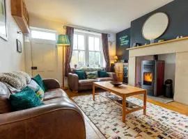 DUNELM COTTAGE - Three Bed Cottage in the heart of the Peak District