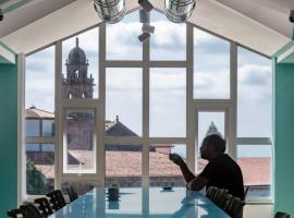 Loop INN Hostel Santiago de Compostela，位于圣地亚哥－德孔波斯特拉的酒店