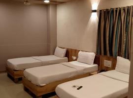 Hotel Airport-intl airport Near to Mumbai Airport & BKC Consulate，位于孟买的旅馆