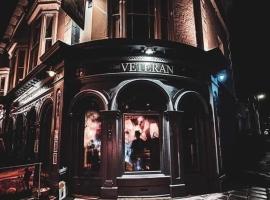 The Veteran Hotel & Bar，位于赖德的酒店