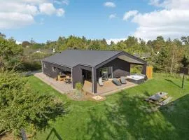 Awesome Home In Sæby With Sauna