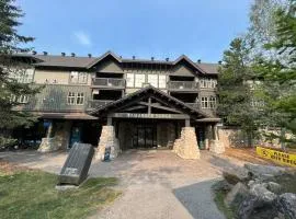 Tamarack Lodge