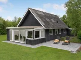 Stunning Home In Vemb With Wifi