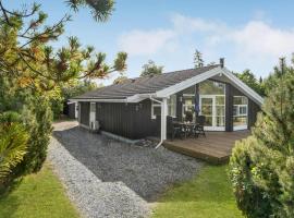 Two-Bedroom Holiday Home In Logstor，位于Løgsted的酒店