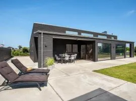 Beautiful Home In Sæby With Harbor View