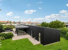 Four-Bedroom Holiday Home In Juelsminde