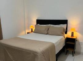 Ap centro cascatinha prox cachoeiras，位于新弗里堡的酒店