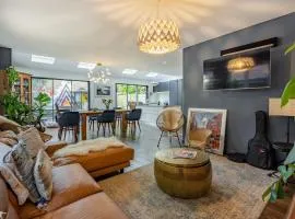 Vallance House