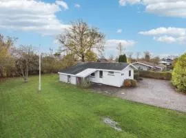 Two-Bedroom Holiday Home In Sydals