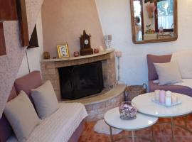 Aristea's Home，位于Arkalochori的酒店