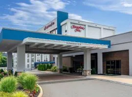 伍德布里奇希尔顿恒庭酒店