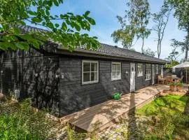 3 Bedroom Lovely Home In Gilleleje