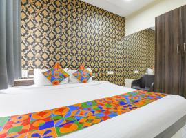 FabHotel Emerald Prime，位于浦那的酒店