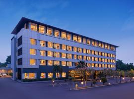 Hotel Santika Lahat，位于Lahat的酒店