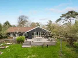 Awesome Home In Vejby With Kitchen