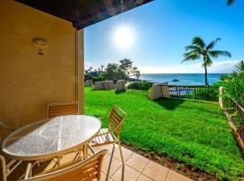 KBM Resorts: Napili Point NAP-B39 Stunning Ocean Front Villa Turtle Views Includes Rental Car，位于卡普鲁亚的酒店