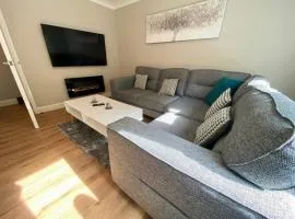 Central two bedroom, Free private parking