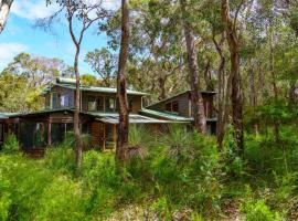 Bimbi Forest Eco Lodge - Denmark，位于丹马克的酒店