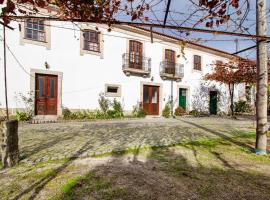 Casa do Adro do Soajo，位于索茹的别墅