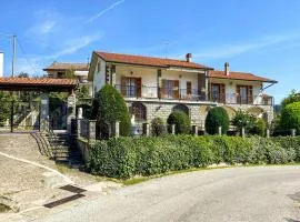 2 Bedroom Lovely Apartment In Cembrano