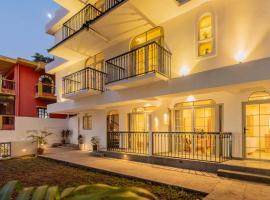 La Vaiencia luxury apartments - Siolim，位于Marna的酒店