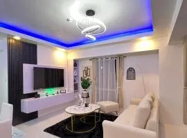 LUCKY 7 Suites，位于马尼拉帕拉纳克的酒店