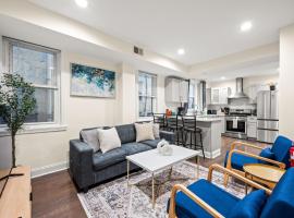New! Spacious 3-Bedroom Apt in the Heart of Philly，位于费城的酒店