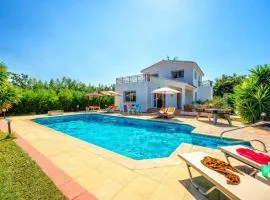 Villa Evilia by Villa Plus
