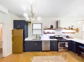 Chi-Town Hideout #1 - Near Metra