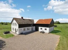 Cozy Home In Skærbæk With Kitchen