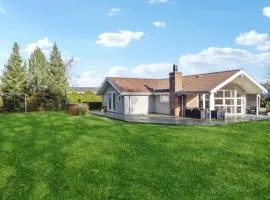 Beautiful Home In Humble With Sauna