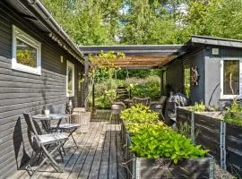Gorgeous Home In Ølsted With Wifi