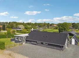 Gorgeous Home In Hejls With Wifi