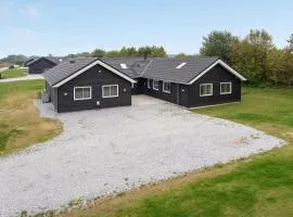 Nice Home In Sydals With Kitchen