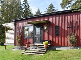 Beautiful Home In Finspång With Wifi，位于Finspång的酒店