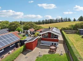 Nice Home In Esbjerg V With Wifi，位于埃斯比约的酒店
