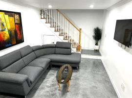 Appartement en étage，位于Mascouche的酒店