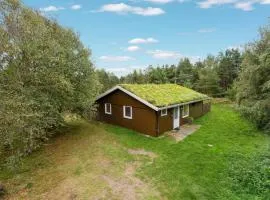 Beautiful Home In Rømø With Kitchen