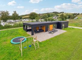 Awesome Home In Løgstrup With Kitchen，位于Løgstrup的酒店