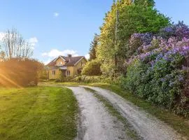 Lovely Home In Berghem With Wifi