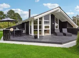 3 Bedroom Awesome Home In Hejls